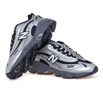 Sneaker New Balance 1000 in pelle laminata e tessuto - 4
