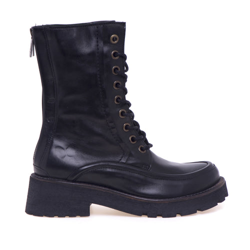 Felmini leather amphibian with Norwegian style stitching