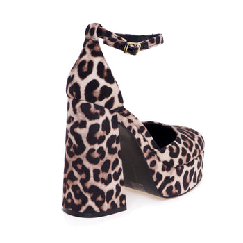Seitlich offenes Dekolleté von Steve Madden mit Plateau und Riemen - 4