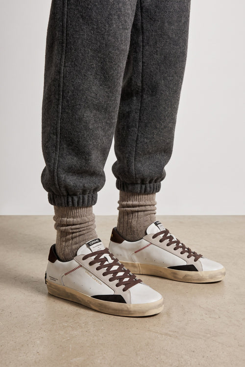 Sneaker Crime London Distressed in pelle con inserti in camoscio