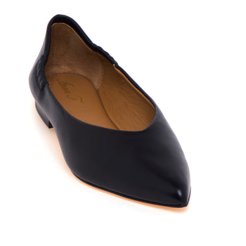 Ballerina Anna F. in pelle con scollo a "V" - 4