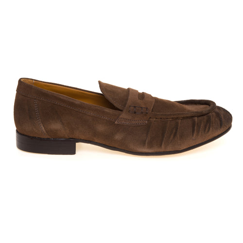 Mocassino penny pawelk's in camoscio con arricciature e suola in cuoio