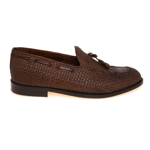 Mocassino tassel Pawelk's in pelle intrecciata con suola in cuoio