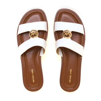 Sandalo Michael Kors Erin Flat in pelle con doppia fascia unita da logo MK dorato - 5