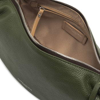 Borsa mezzaluna a spalla Gianni Chiarini "Aisha" in pelle con tracolla - 4