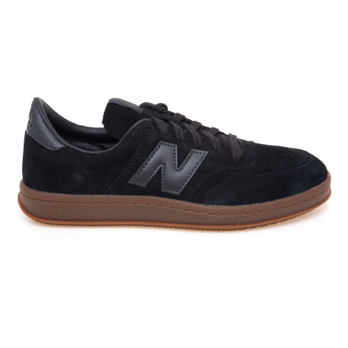 Sneaker New Balance T500 in camoscio