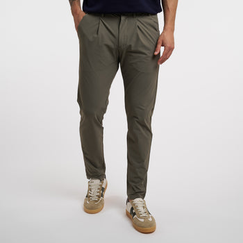 Pantalone People Of Shibuya con pence in tessuto elasticizzato - 7