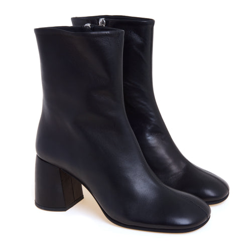 Tronchetto Poeve in pelle con zip e tacco 65 mm - 2