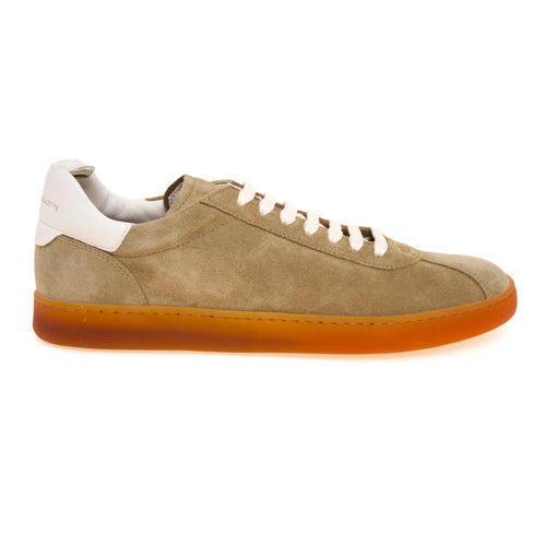 Sneaker Officine Creative Halo in camoscio con suola in lattice naturale