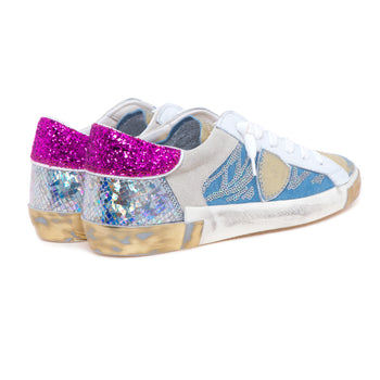 Sneaker Philippe Model PRSX in camoscio laminato, denim e pelle con pailettes e glitter - 3