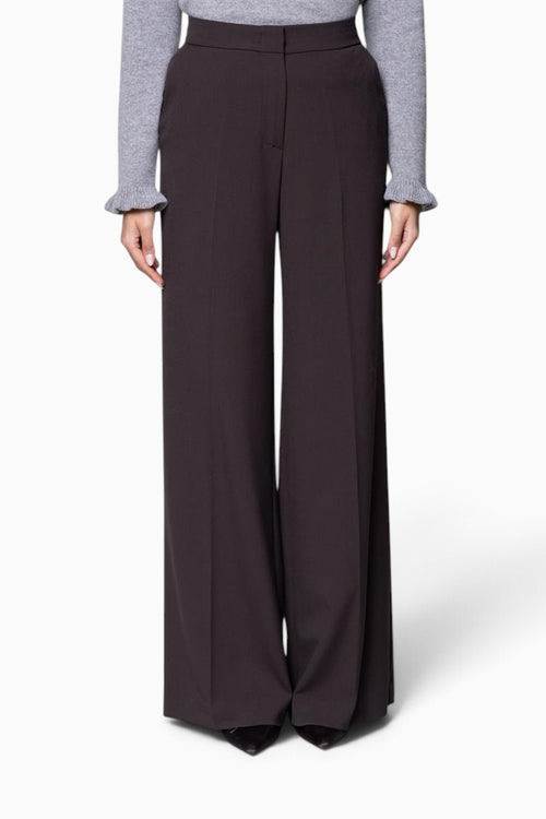 Pantalone a palazzo Kaos