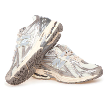 Sneaker New Balance 1906R in ecopelle laimata e mesh BEIGE - PLATINO - 4