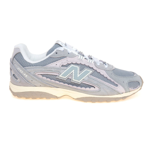 Sneaker New Balance 204L in camoscio e tessuto
