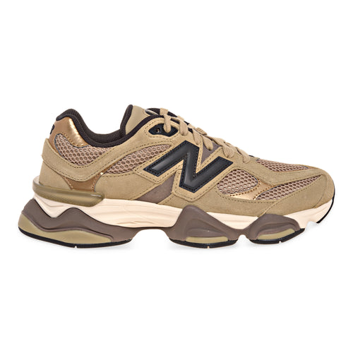Sneaker New Balance 9060 in camoscio e tessuto