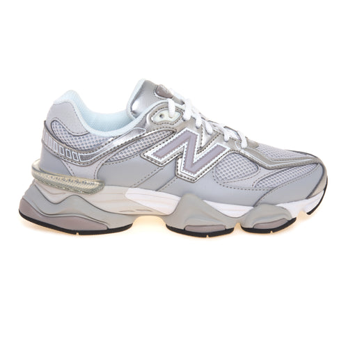 Sneaker New Balance 9060 in ecopelle e tessuto