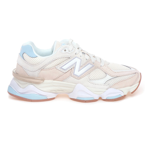 Sneaker New Balance 9060 in camoscio e tessuto  BIEGE