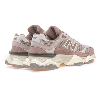 Sneaker New Balance 9060 in camoscio e tessuto - 3