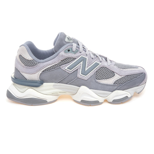 Sneaker New Balance 9060 in camoscio e tessuto