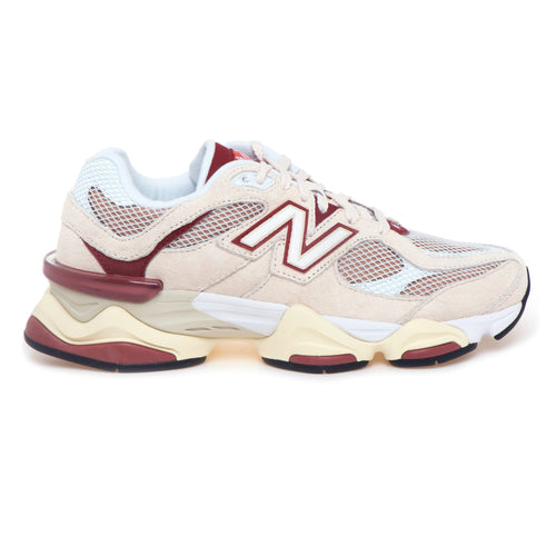 Sneaker New Balance 9060 in camoscio e tessuto