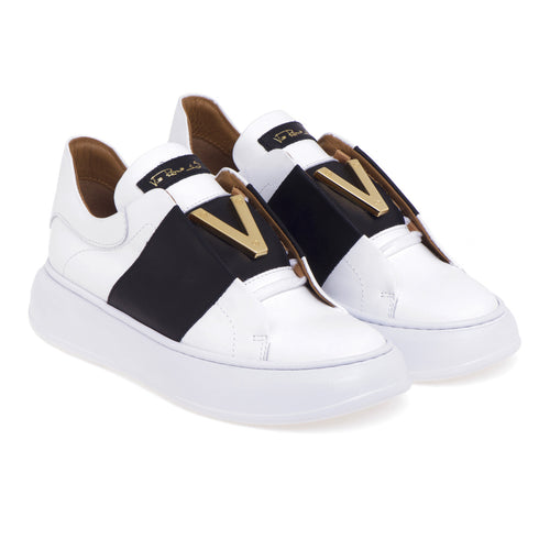 Via Roma 15 leather slip-on sneaker with black band and metal "V". - 2