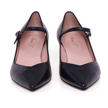 Anna F. leather pump with strap and "V" neckline - 5